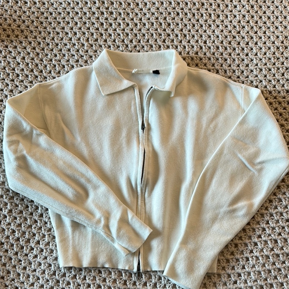 Ladies White Zip-Up Cardigan